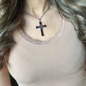 Fashion Jewelry Crystal Cross Pendant Silver Black Stainless Steel Necklace